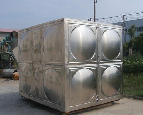 不锈钢水箱的优势：坚固耐用、无毒无味，更加环保和安全